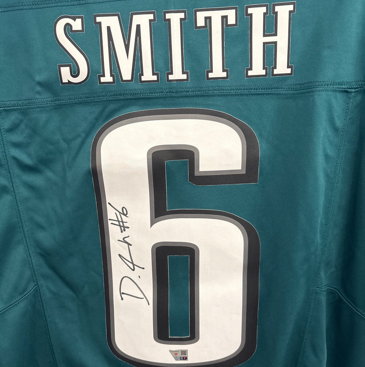 DeVonta Smith Signed Eagles Green Nike Limited Jersey