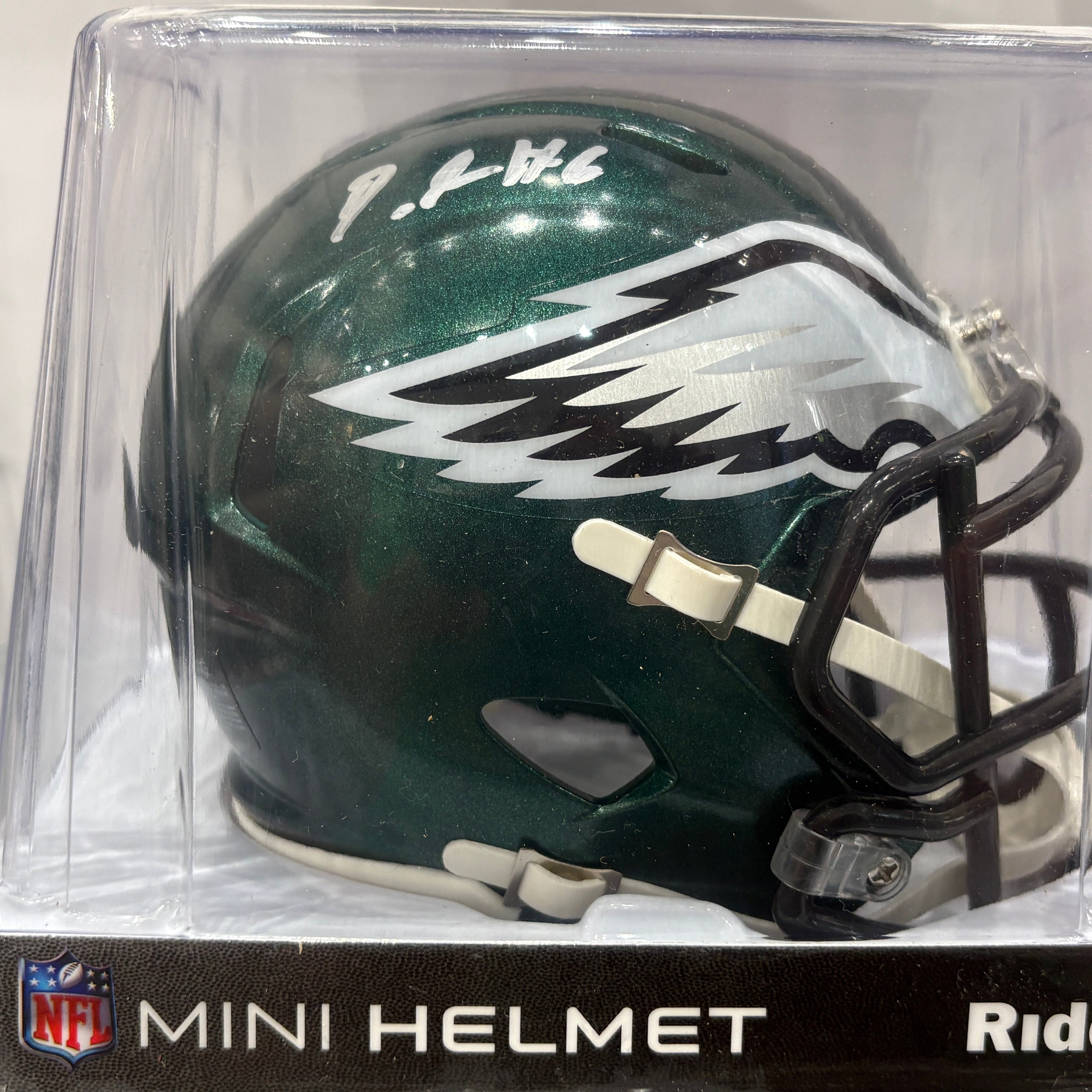 devonta smith helmet Philadelphia Eagles Autographed Super Bowl LIX Champions Ralphie's Funhouse evident hologram that can be verified online to certify authenticity. Eagles WR Devonta Smith ruled