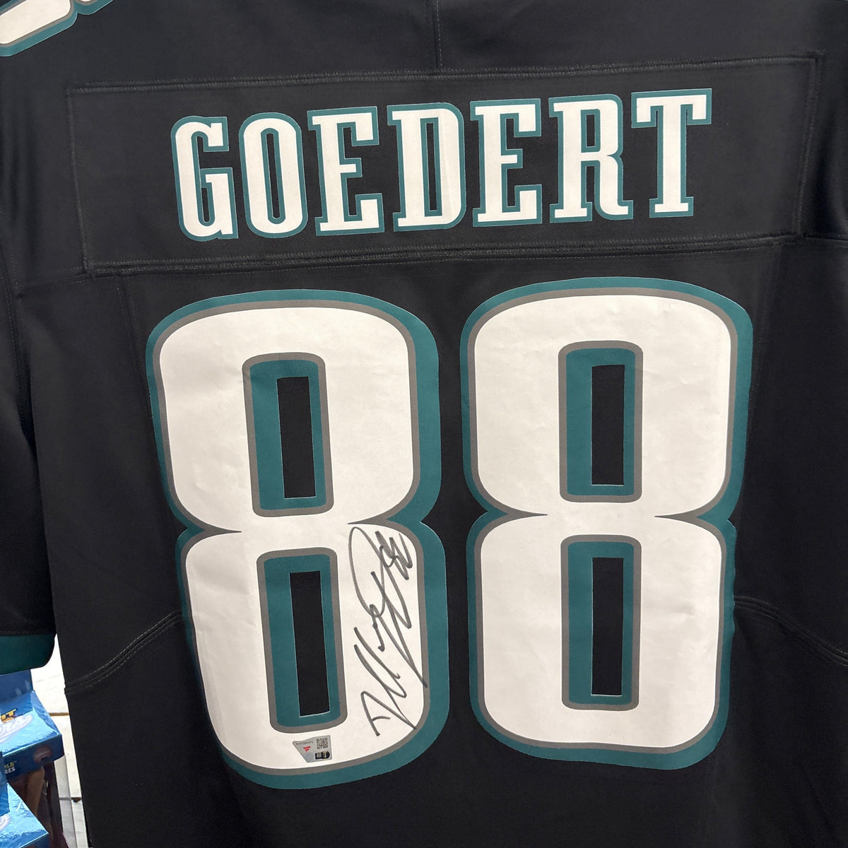 Dallas Goedert Signed Eagles Black Nike Limited Jersey