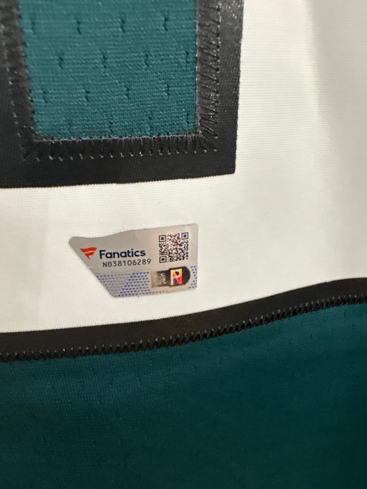Brian Dawkins Signed Jersey