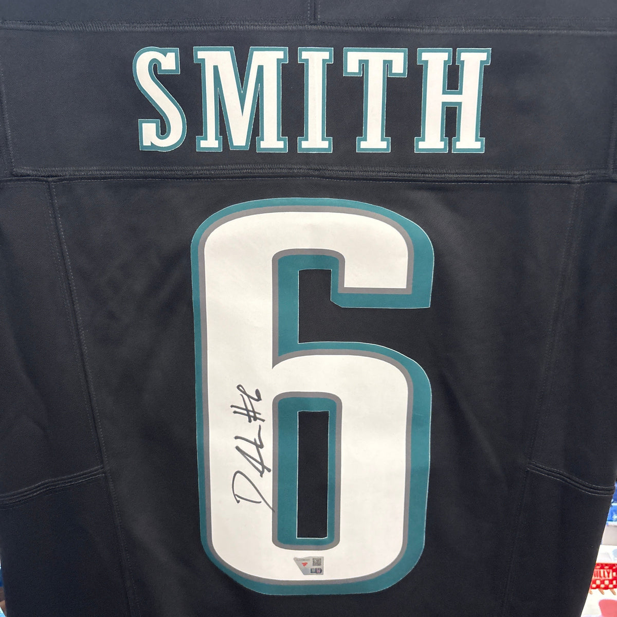 DeVonta Smith Signed Eagles Black Nike Limited Jersey