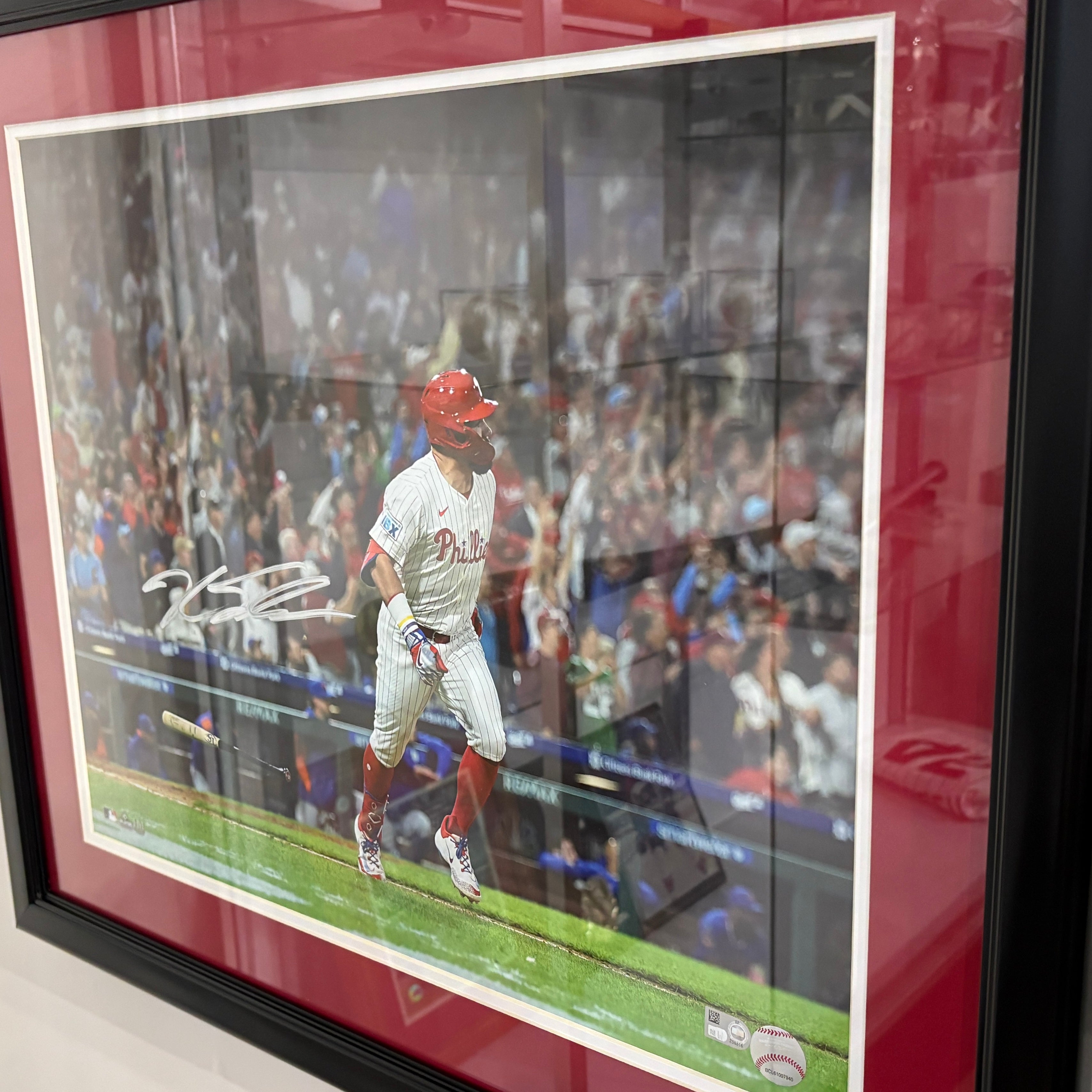Kyle Schwarber Signed Phillies 16x20 Photo (bat toss)