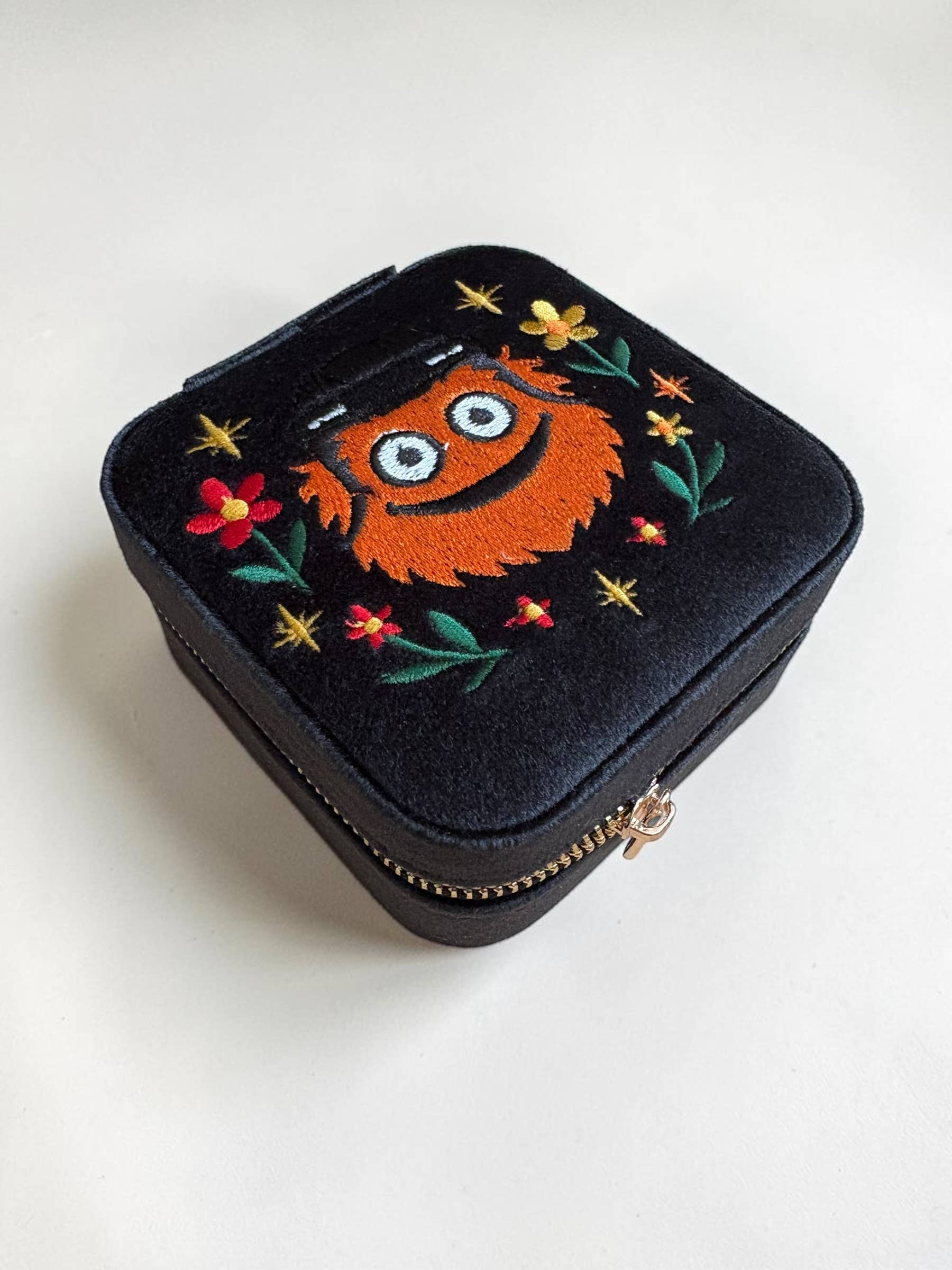Philly Hockey Mascot Velvet Embroidered Jewelry Travel Case
